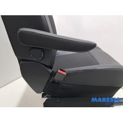 Opel - Vivaro - Seat, left