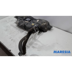 Peugeot - 308 - Tank