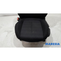 Peugeot - 308 - Seat, left