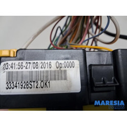 Citroen - C4 Grand Picasso - Boîte à fusibles