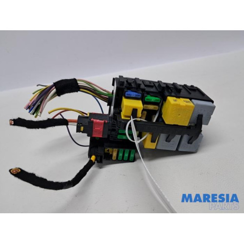 Citroen - C4 Grand Picasso - Boîte à fusibles