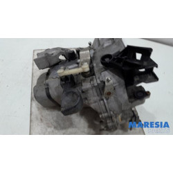 Peugeot - 208 - Versnellingsbak