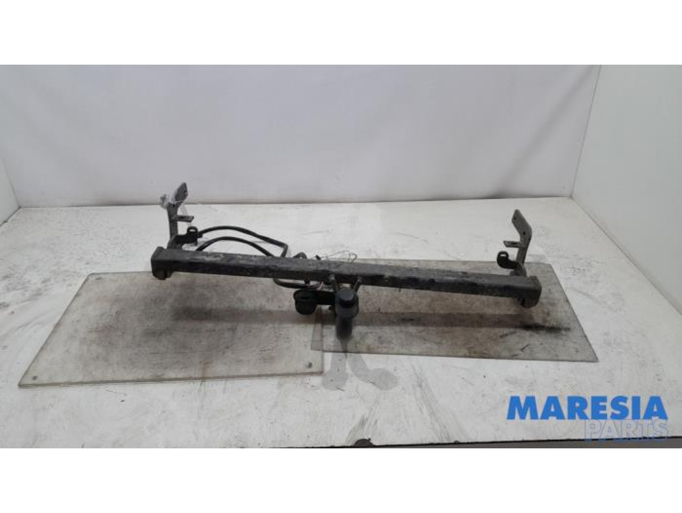 Citroen - C4 Cactus - Crochet d'attelage