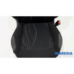 Peugeot - 208 - Siège droit