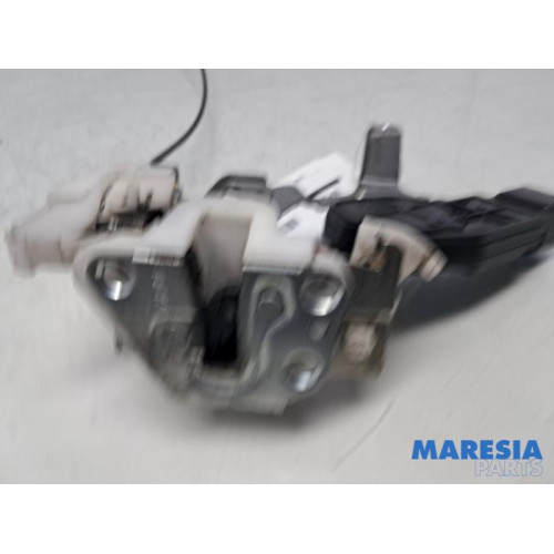 Peugeot - 107 - Rear door lock mechanism 4-door, left