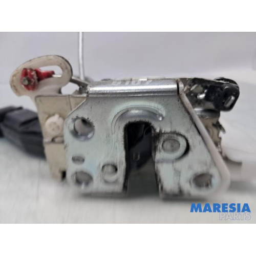 Peugeot - 107 - Deurslot Mechaniek 4Deurs links-voor