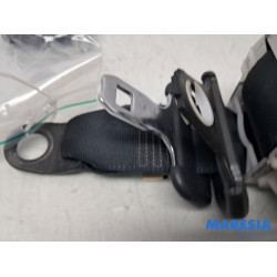 Peugeot - 107 - Rear seatbelt, left