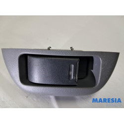 Peugeot - 107 - Electric window switch