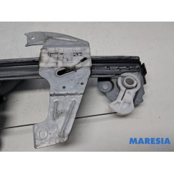 Peugeot - 107 - Ruitmechaniek 4Deurs links-voor