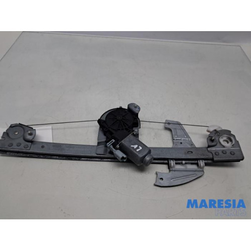 Peugeot - 107 - Ruitmechaniek 4Deurs links-voor