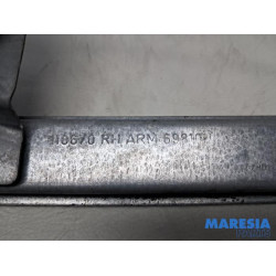 Peugeot - 107 - Mécanique vitre 4portes avant droite