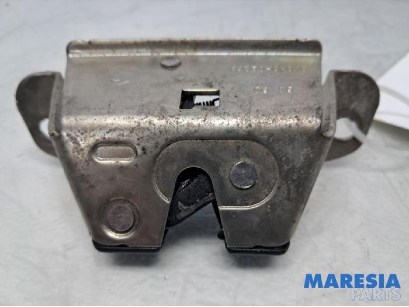 Peugeot - 107 - Mécanique de verrouillage hayon