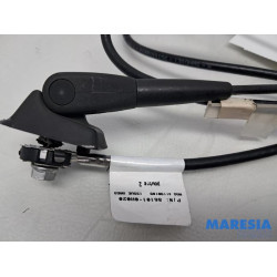 Peugeot - 107 - Antenna