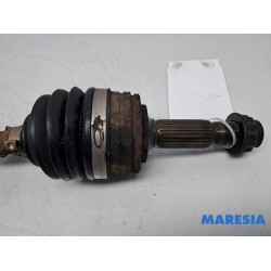 Peugeot - 107 - Aandrijfas links-voor