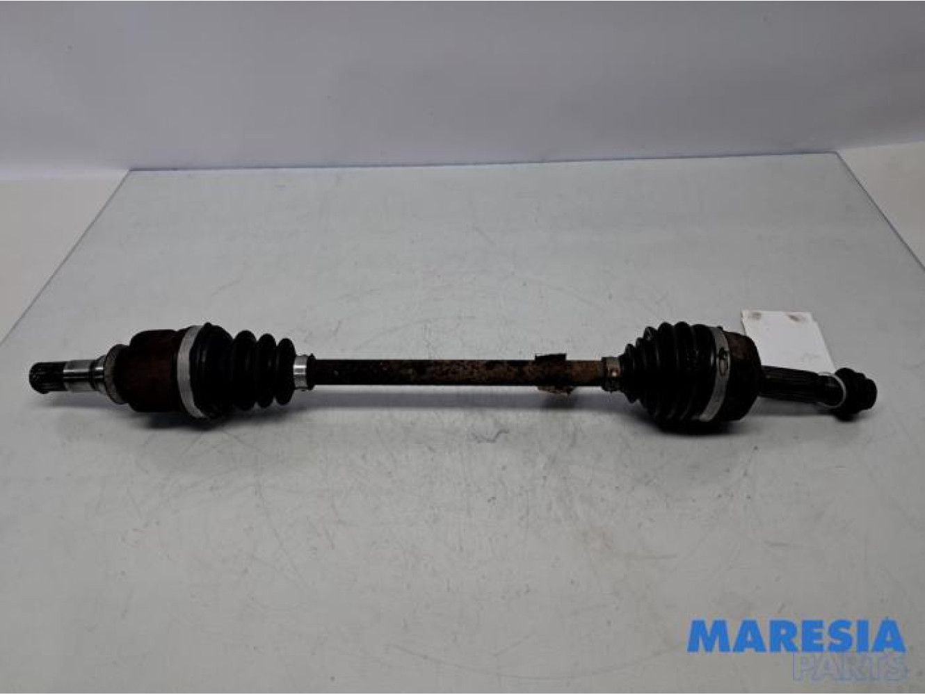 Peugeot - 107 - Aandrijfas links-voor