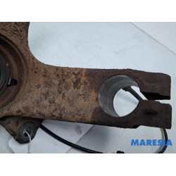 Peugeot - 107 - Knuckle, front left