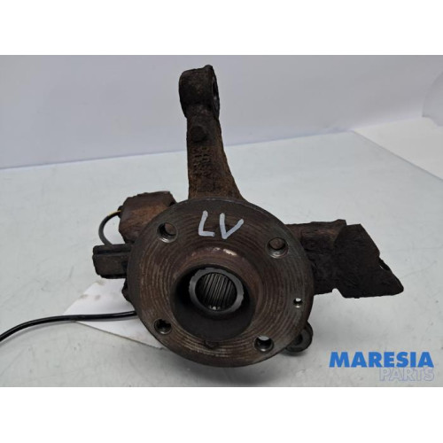 Peugeot - 107 - Knuckle, front left