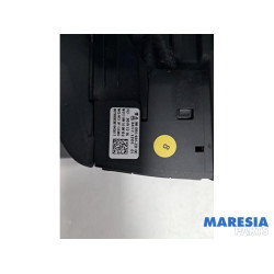 Opel - Vivaro - Lenkrad