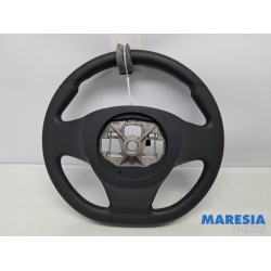 Opel - Vivaro - Lenkrad