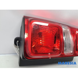 Opel - Vivaro - Rücklicht links