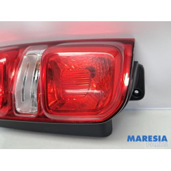 Opel - Vivaro - Rücklicht links