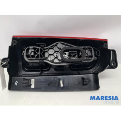 Opel - Vivaro - Rücklicht rechts