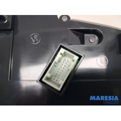 Opel - Vivaro - Instrumentenbrett