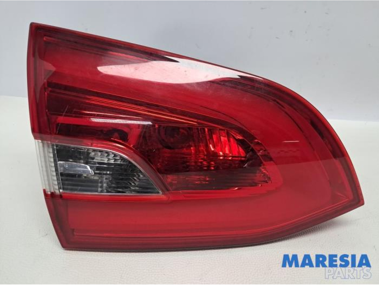 Peugeot - 308 - Rücklicht links