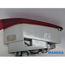 Peugeot - 308 - Feu arrière droit