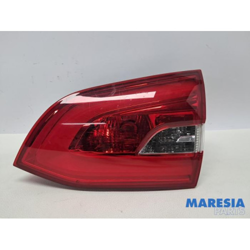 Peugeot - 308 - Feu arrière droit