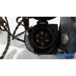 Peugeot - 208 - Towbar