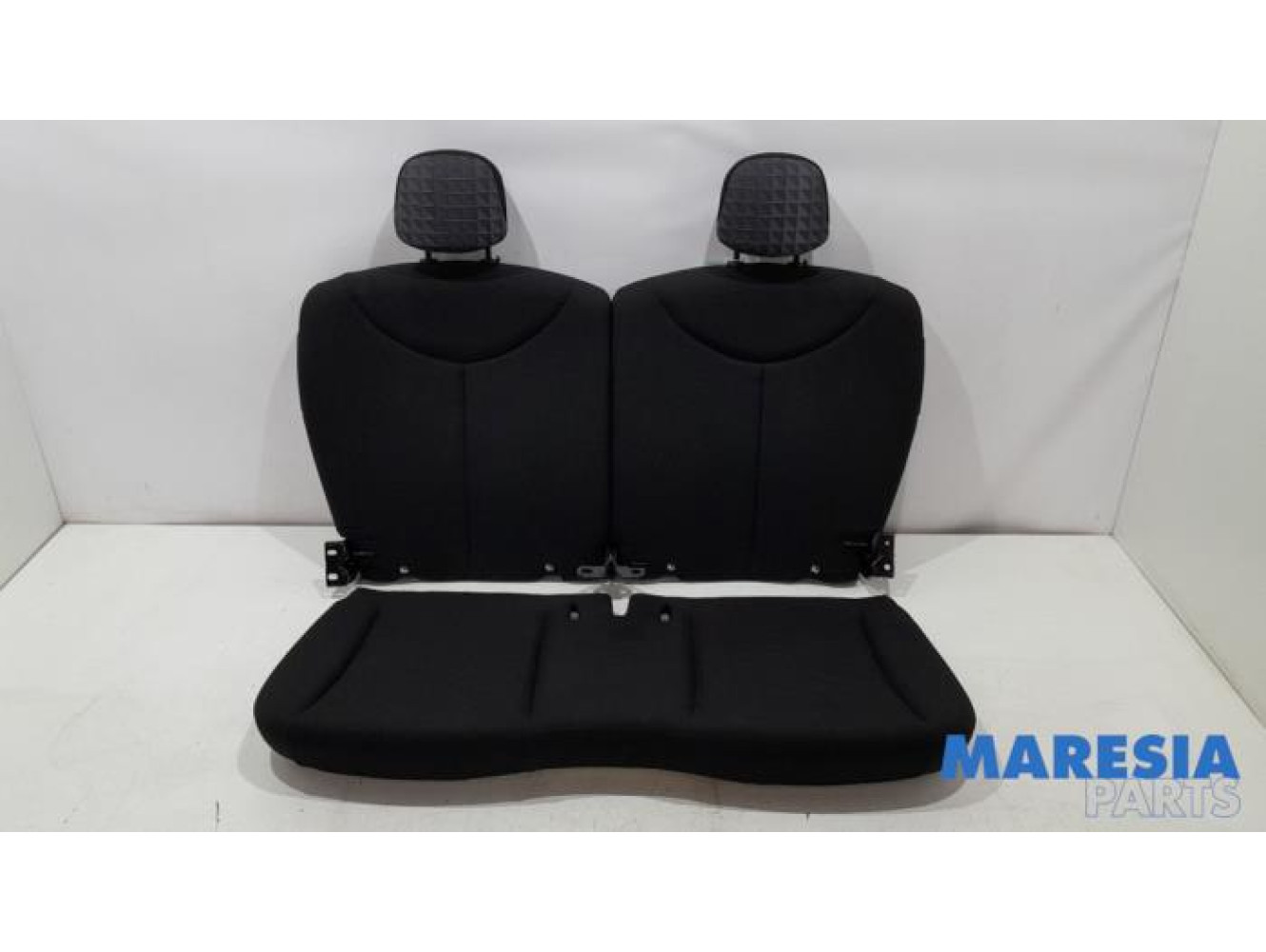 Peugeot - 108 - Rear bench seat