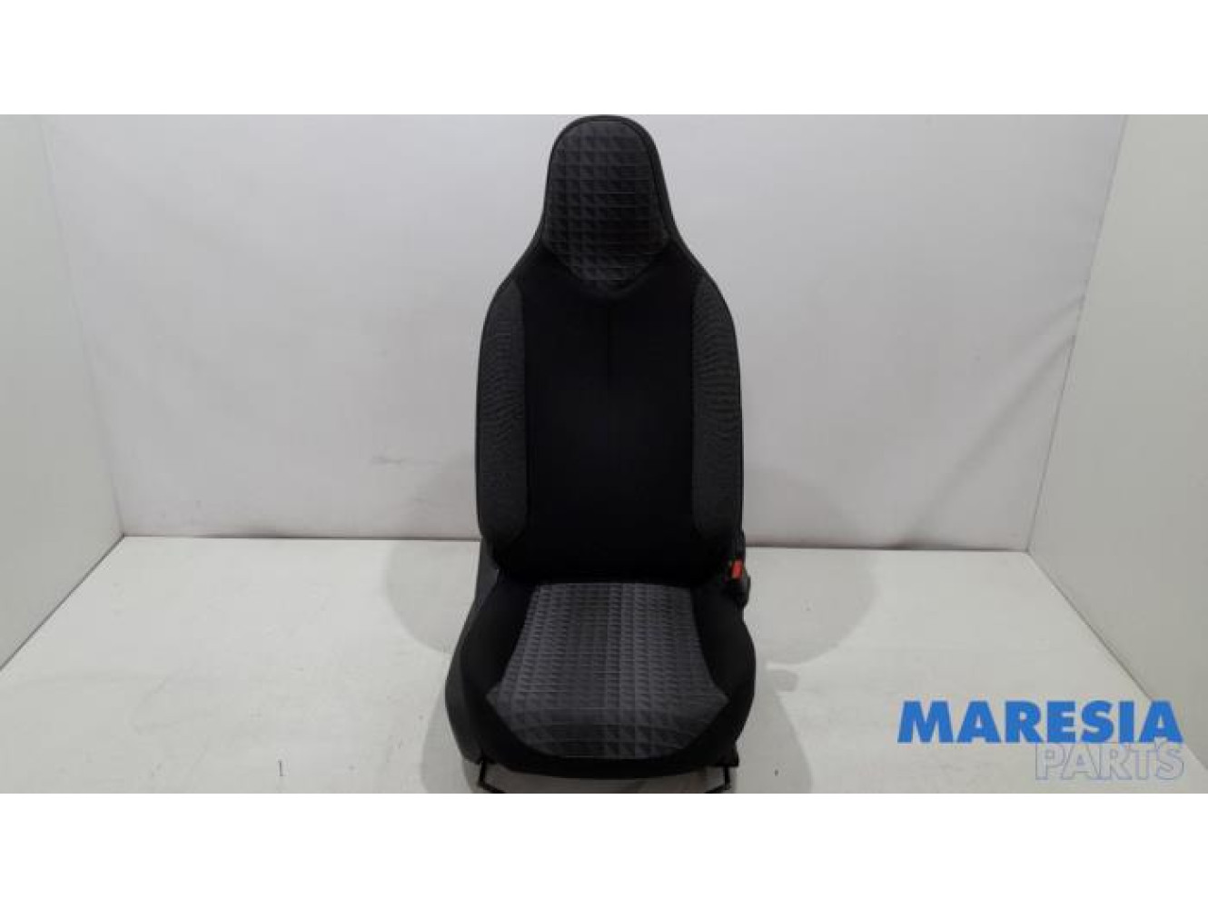 Peugeot - 108 - Seat, right