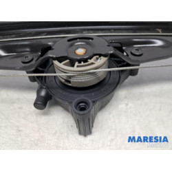 Opel - Vivaro - Fenstermechanik 2-türig links vorne