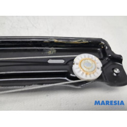 Opel - Vivaro - Fenstermechanik 2-türig links vorne