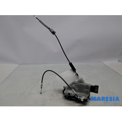 Opel - Vivaro - Deurslot Mechaniek 2Deurs rechts