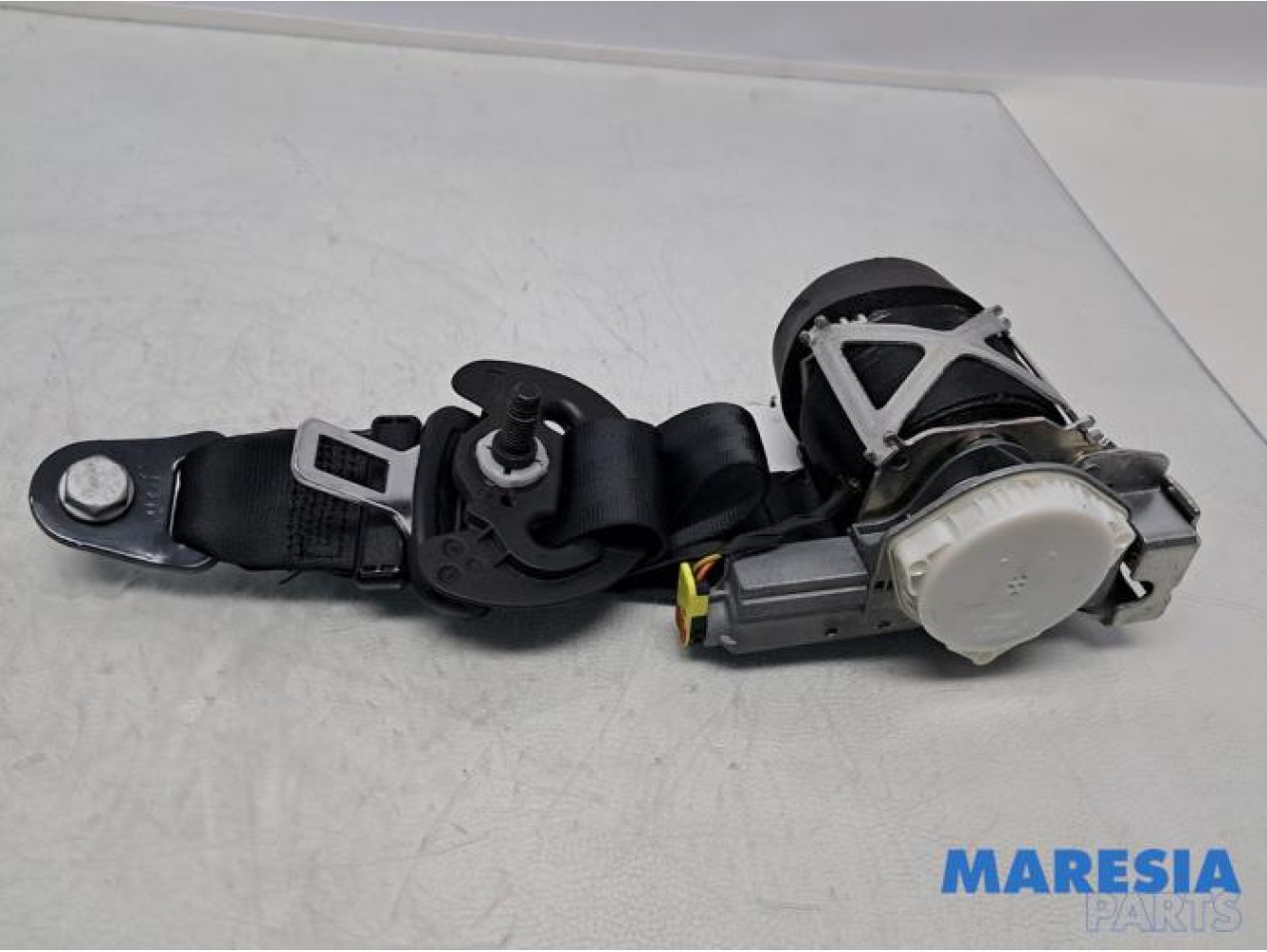 Citroen - C4 Cactus - Front seatbelt, right