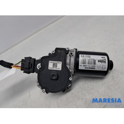 Opel - Vivaro - Scheibenwischermotor vorne