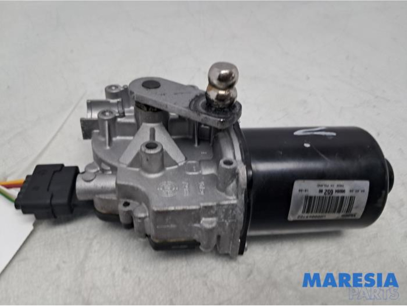 Opel - Vivaro - Scheibenwischermotor vorne