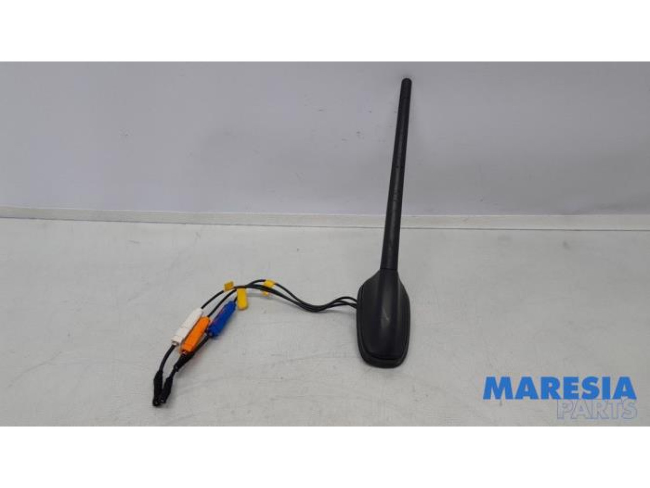 Opel - Vivaro - Antenna