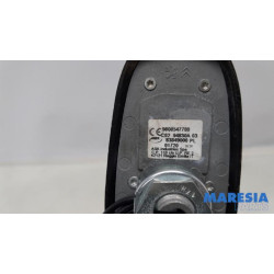 Opel - Vivaro - Antenna