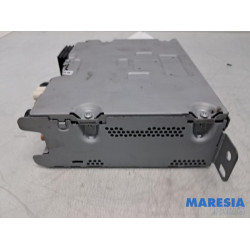 Opel - Vivaro - Radio