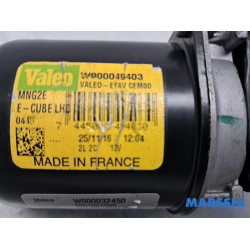 Citroen - C4 Cactus - Front wiper motor