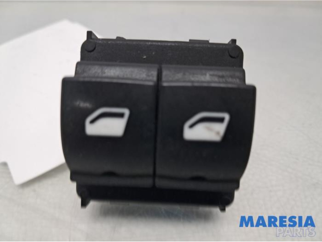 Citroen - C4 Cactus - Commutateur combi vitres