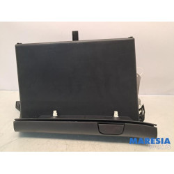 Opel - Vivaro - Handschuhfach