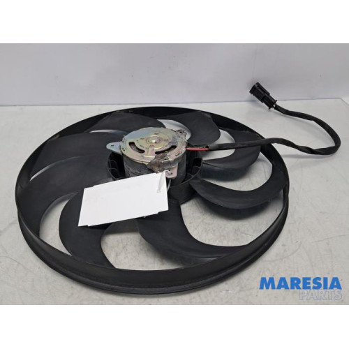 Citroen - C4 Grand Picasso - Kühlgebläse Motor