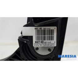 Opel - Vivaro - Gaspedal