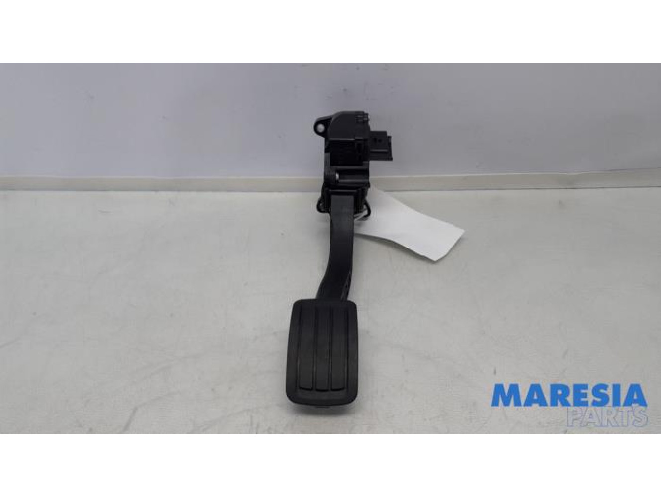 Opel - Vivaro - Gaspedal