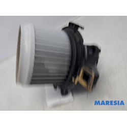 Opel - Vivaro - Heizung Belüftungsmotor