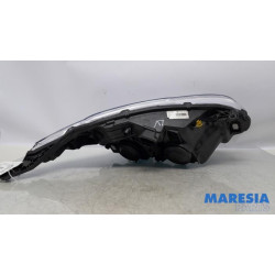 Peugeot - 208 - Headlight, left